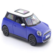 Maisto Mini Cooper SE J01 Blue 1:24 with Acrylic Case Licensed Diecast Scale Model Car Collectible
