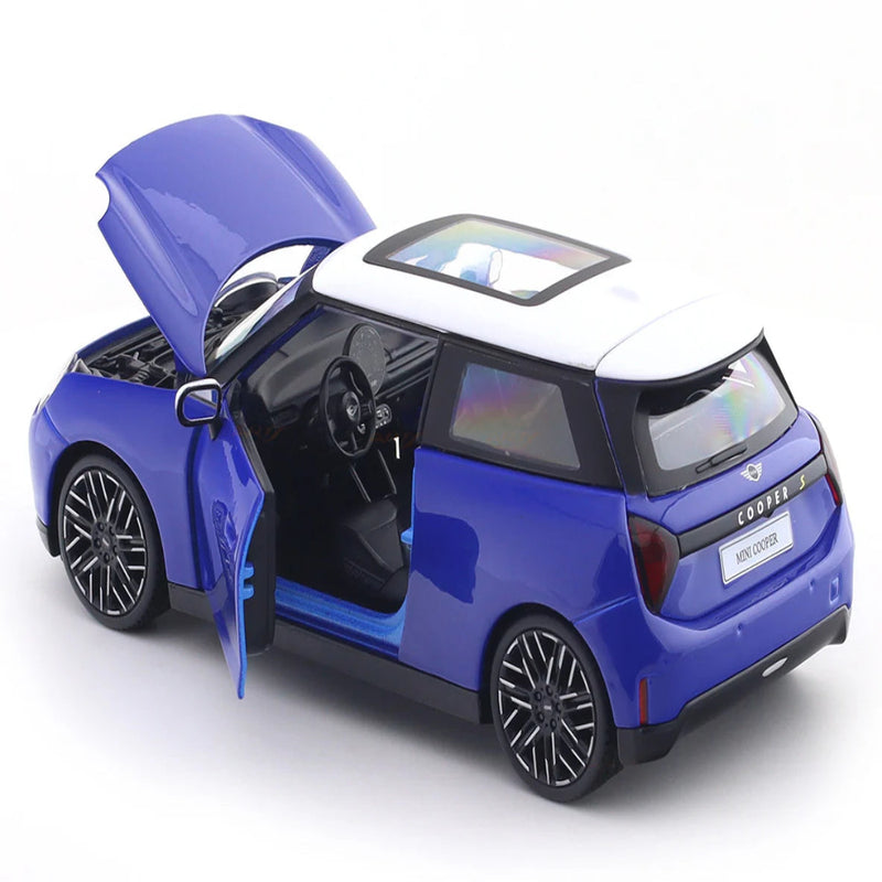 Maisto Mini Cooper SE J01 Blue 1:24 with Acrylic Case Licensed Diecast Scale Model Car Collectible