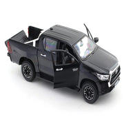 Maisto Toyota Hilux Black 1:27 Maisto licensed diecast Scale Model car collectible