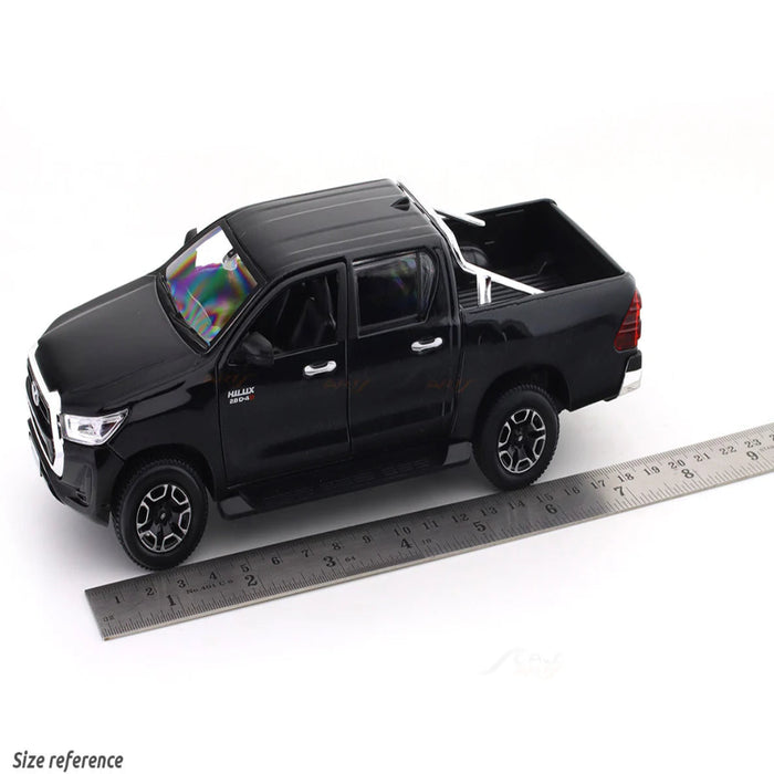 Maisto Toyota Hilux Black 1:27 Maisto licensed diecast Scale Model car collectible-Vehicles-Maisto-Toycra