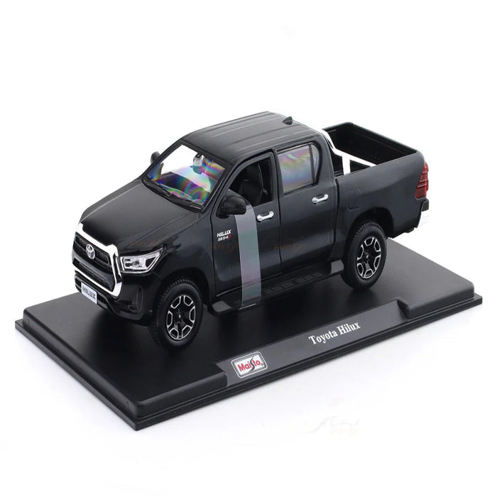 Maisto Toyota Hilux Black 1:27 Maisto licensed diecast Scale Model car collectible-Vehicles-Maisto-Toycra