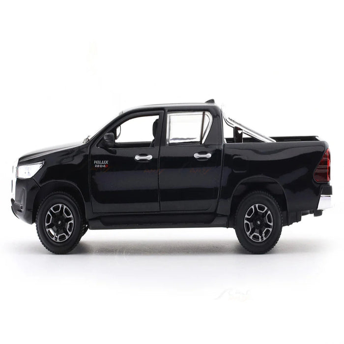 Maisto Toyota Hilux Black 1:27 Maisto licensed diecast Scale Model car collectible-Vehicles-Maisto-Toycra