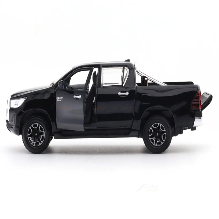 Maisto Toyota Hilux Black 1:27 Maisto licensed diecast Scale Model car collectible-Vehicles-Maisto-Toycra