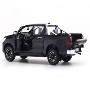 Maisto Toyota Hilux Black 1:27 Maisto licensed diecast Scale Model car collectible