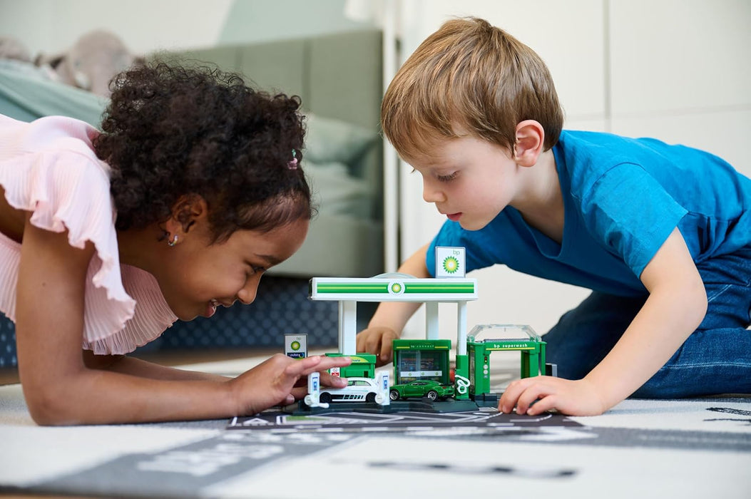 Majorette Petrol Station BP + 1 Vehicle-Vehicles-Majorette-Toycra