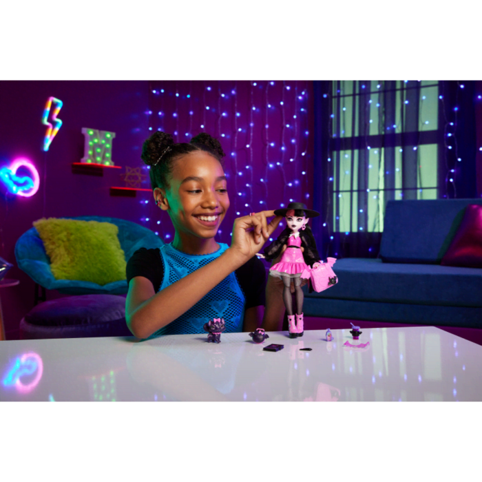 Mattel Monster High Draculaura Fashion Doll With Pet Count Fabulous And Accessories-Dolls-Mattel-Toycra