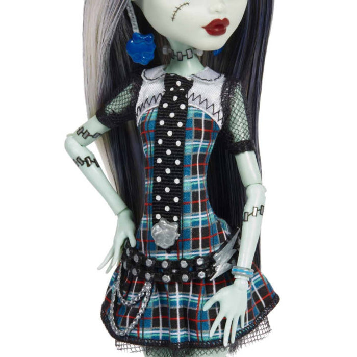 Mattel Monster High Frankie Stein Reproduction Doll With Doll