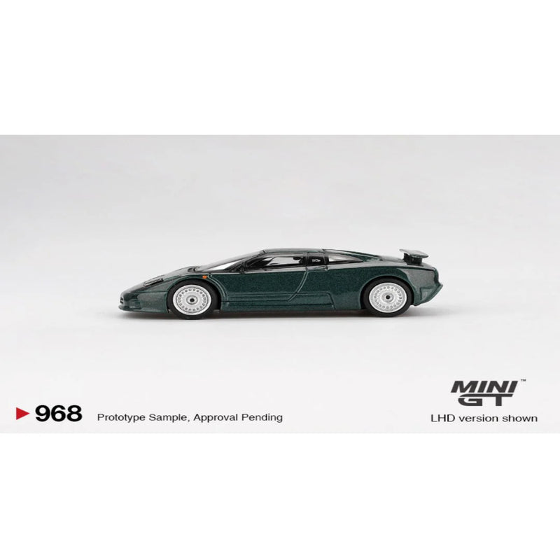 Mini GT #968: Bugatti EB110 GT Verde Scuro