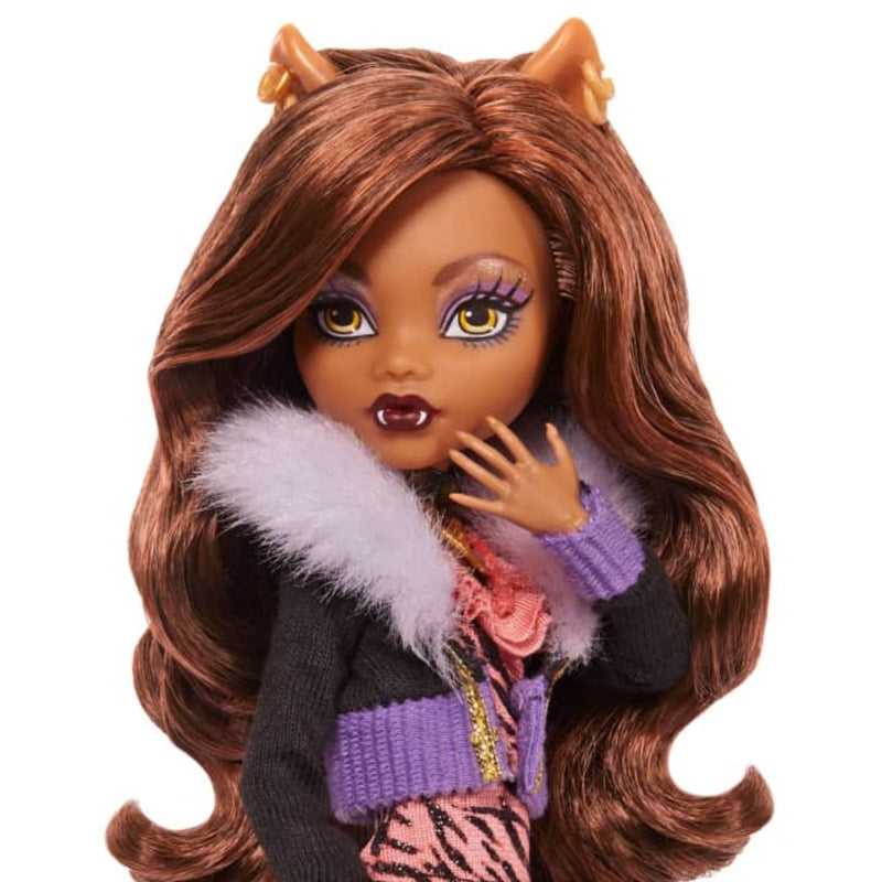 Monster High Clawdeen Wolf Reproduction Doll With Doll Stand & Accessories