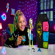Monster High Doll, Frankie Stein, Skulltimate Secrets