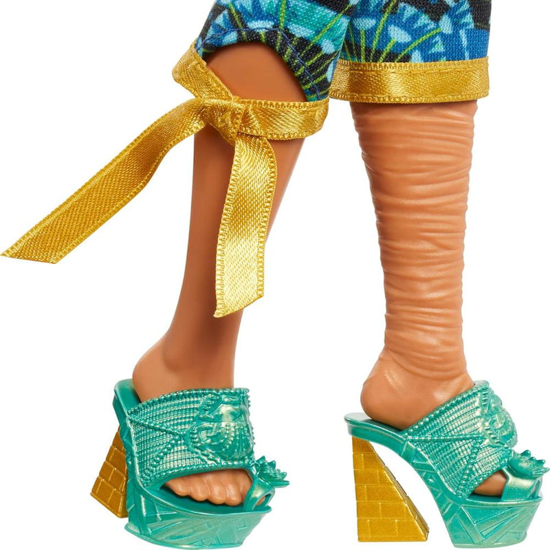 Monster High Monster Fest Cleo De Nile Fashion Doll With Festival Outfit, Band Poster And Accessories