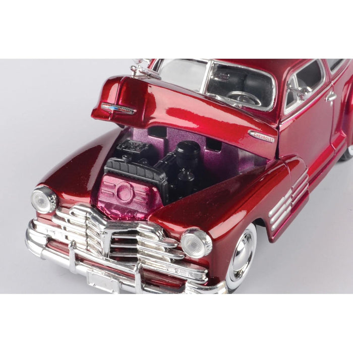 Motor Max 1948 Chevy Aerosedan Fleetline - Red