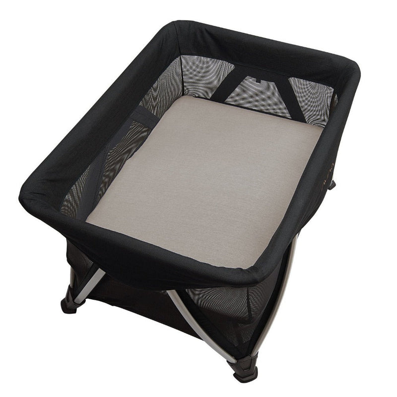 Nuna Sena Aire Play Yard- Riveted