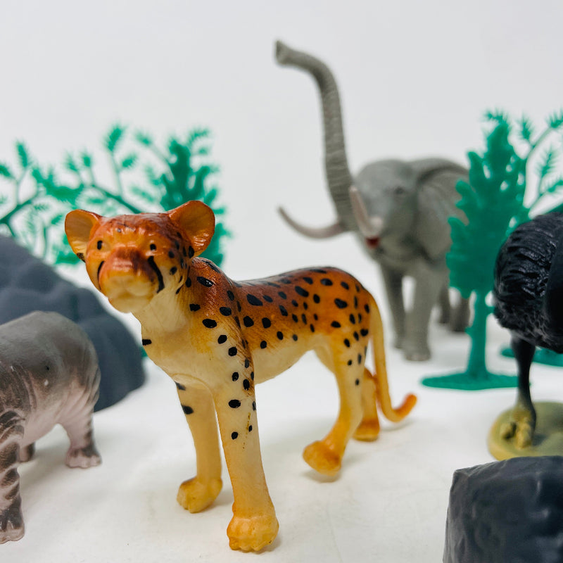 Open Ended Wild Animals Playset - 30 Pcs