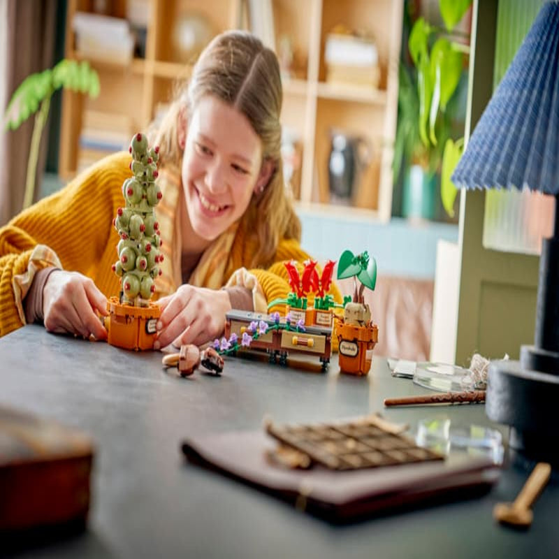 Lego76474 Harry Potter Hogwarts™ Herbology Plants (Pcs 817)