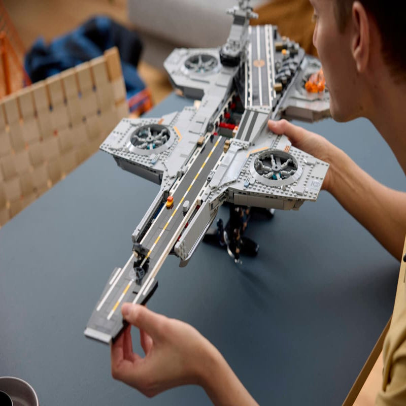 Lego 76354 Super Heroes Marvel S.H.I.E.L.D. Helicarrier (3057 pcs)