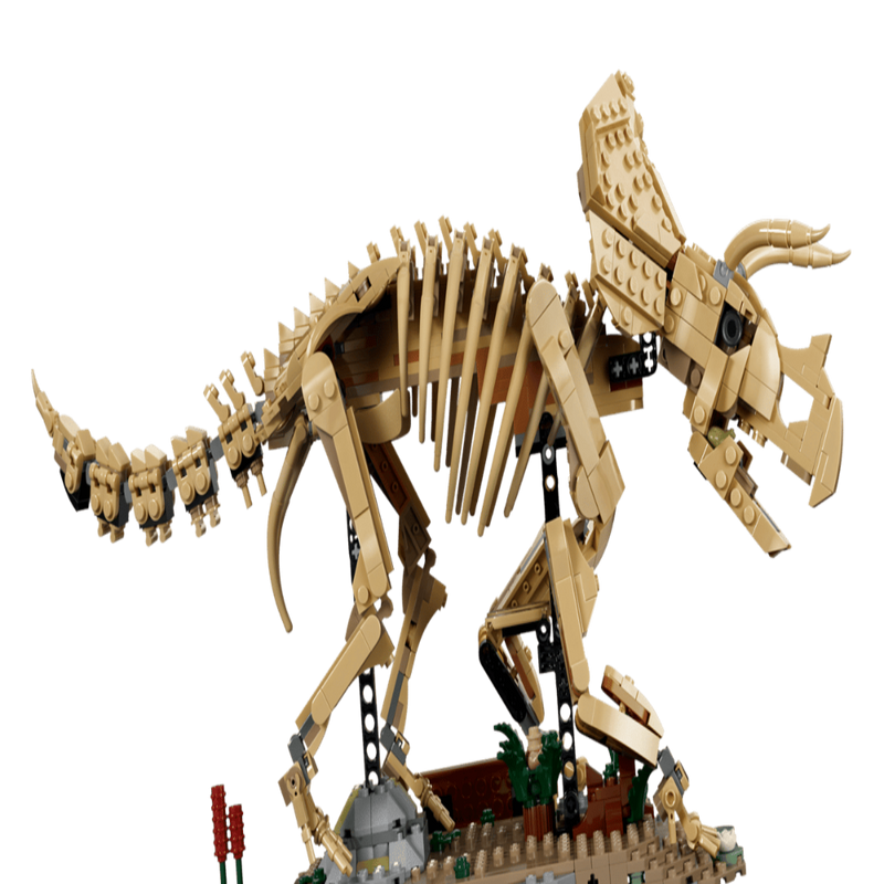 Lego 77985 Jurassic World Dinosaur Fossils :Triceratops (1154 Pieces)