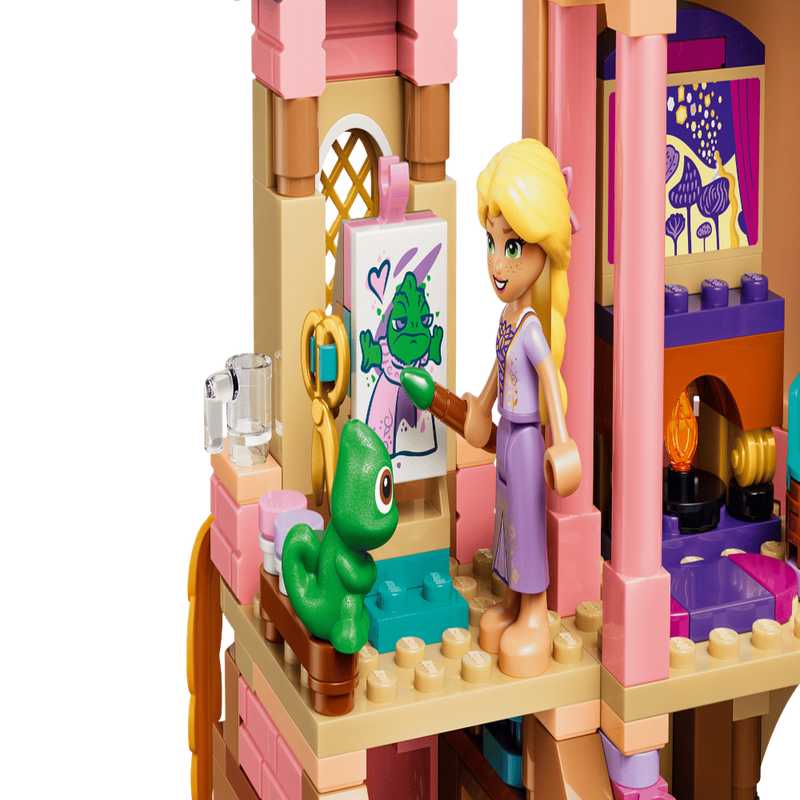 Lego 43297 Disney Rapunzel's Castle (676 Pieces)
