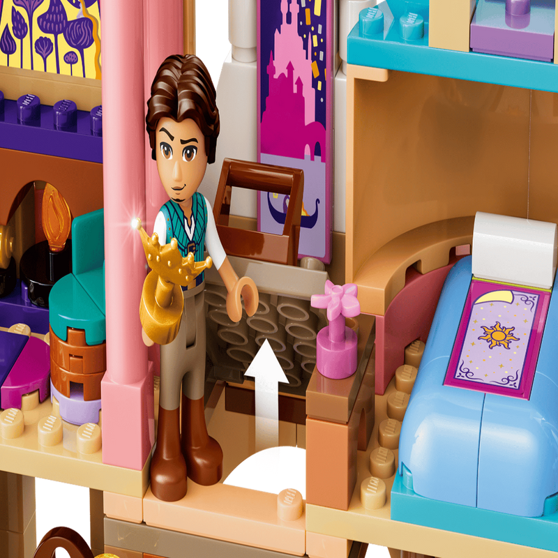 Lego 43297 Disney Rapunzel's Castle (676 Pieces)