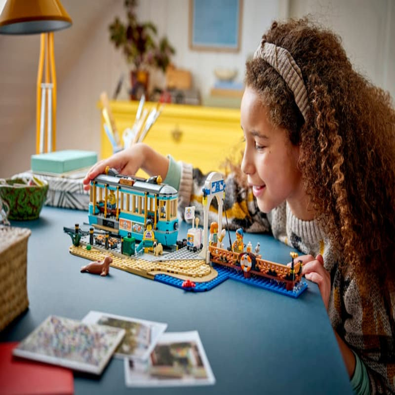 Lego 60506 City Classic Beach Streetcar (693 Pcs)