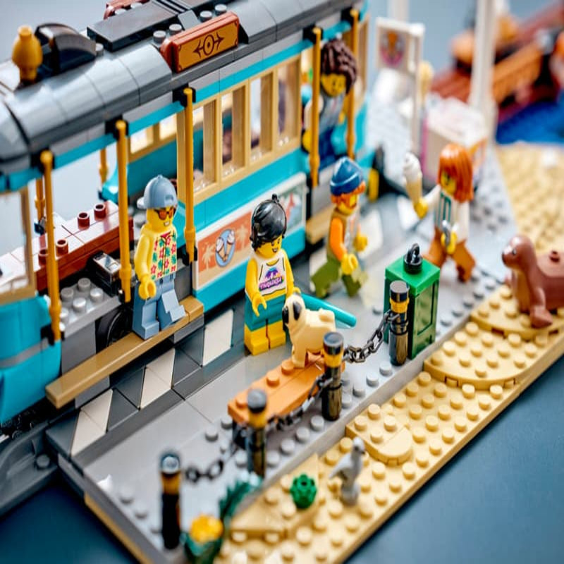 Lego 60506 City Classic Beach Streetcar (693 Pcs)