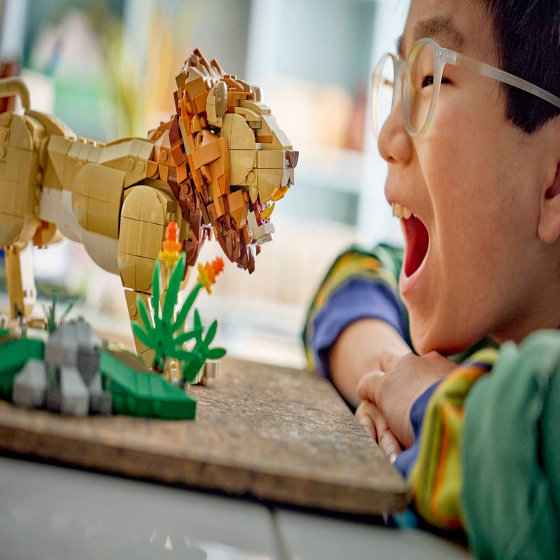 Lego 31386 Creator 3 In 1 Wild Animals: Majestic Lion (839 Pieces)