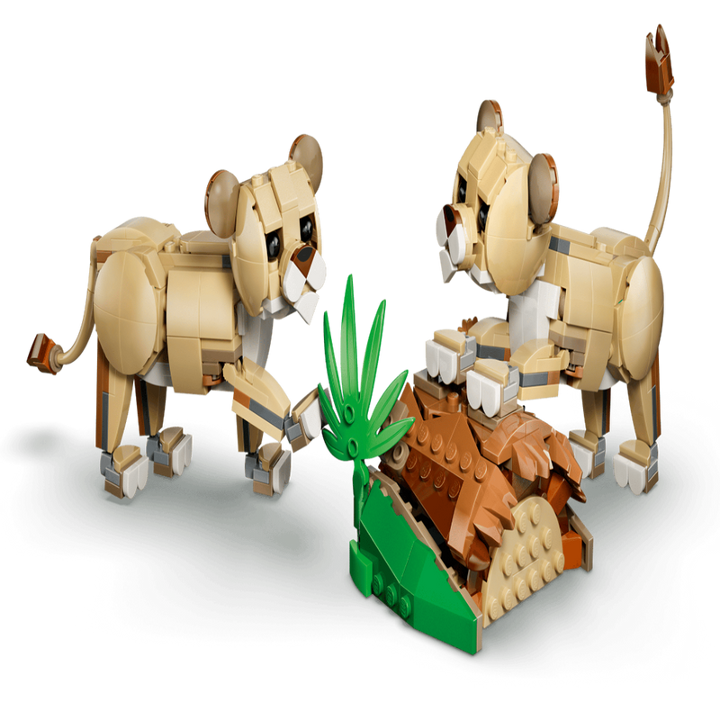 Lego 31386 Creator 3 In 1 Wild Animals: Majestic Lion (839 Pieces)