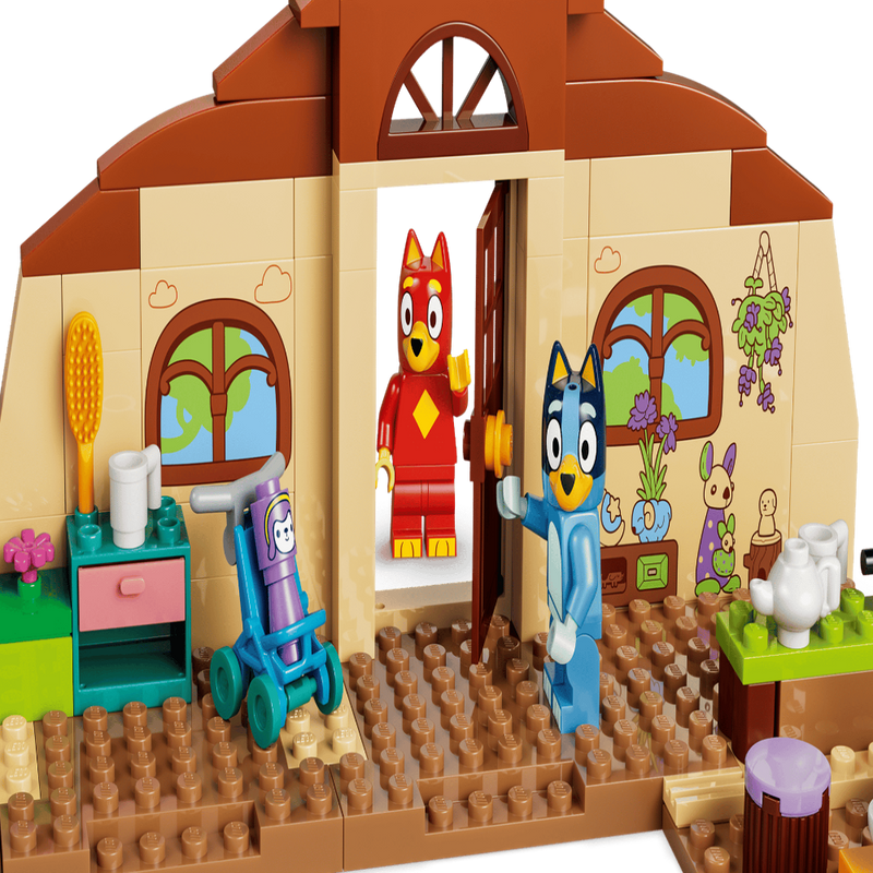 Lego 11221 Bluey School With Rusty And Bluey (106 Pieces)