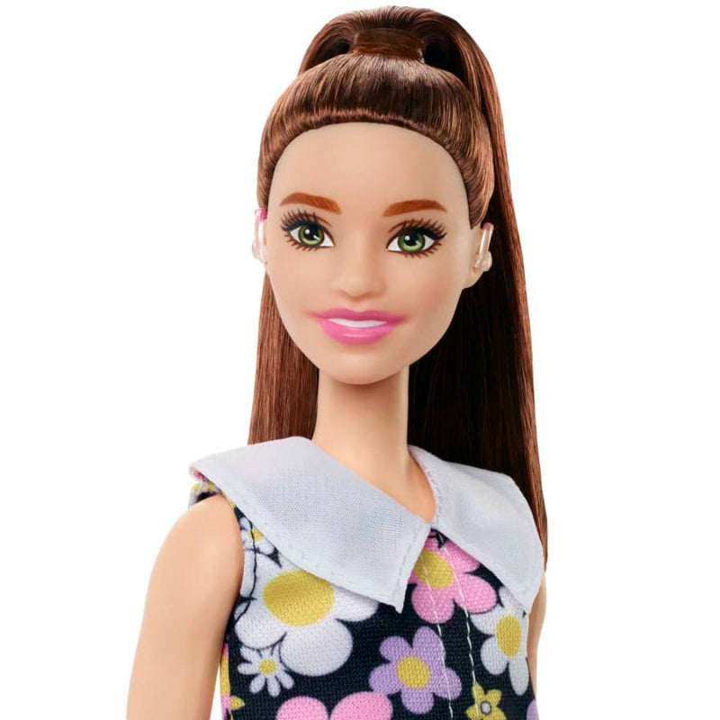 Barbie Fashionistas Doll