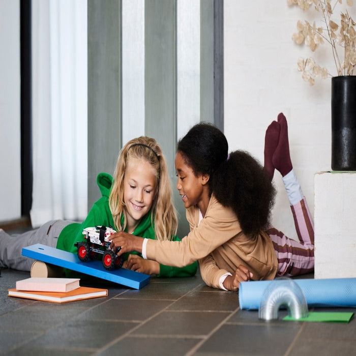 LEGO 42150 Technic Monster Jam™ Monster Mutt™ Dalmatian-Construction-LEGO-Toycra