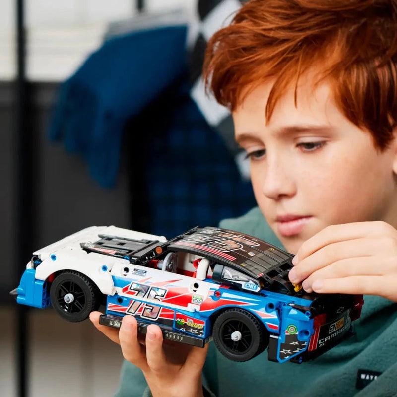 LEGO 42153 Technic Nascar Next Gen Chevrolet Camaro ZL1