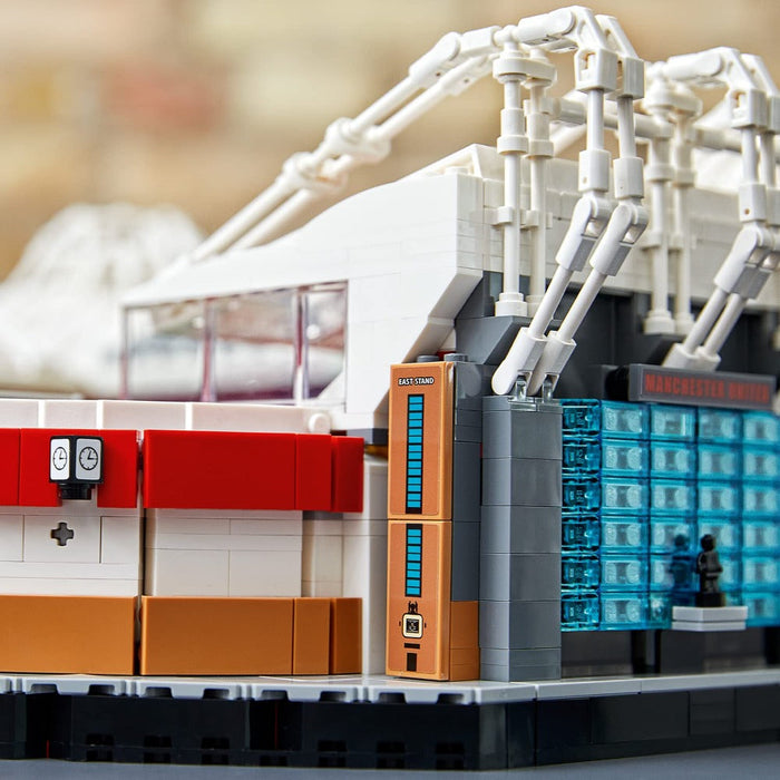LEGO 10272 Creator Old Trafford - Manchester United-Construction-LEGO-Toycra