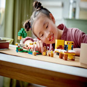 LEGO 21241 Minecraft The Bee Cottage