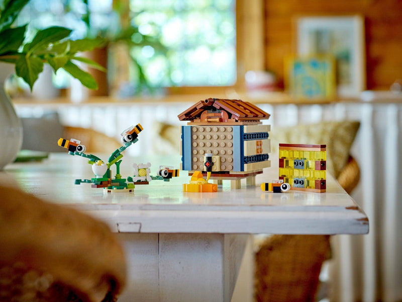 LEGO 31143 Creator Birdhouse