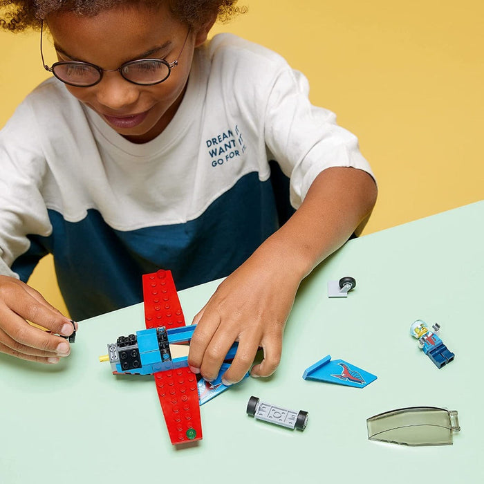 LEGO 60323 City Great Vehicles Stunt Plane-Construction-LEGO-Toycra