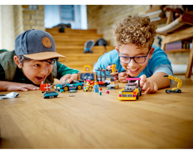 LEGO City 60389 Custom Car Garage-Construction-LEGO-Toycra
