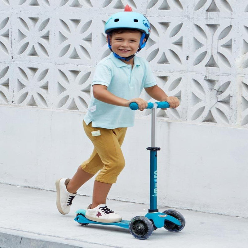 Micro Mini Deluxe Scooters