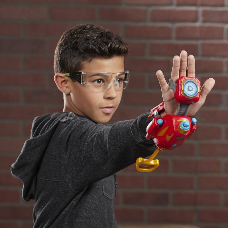 Nerf Power Moves Marvel Avengers Iron Man Repulsor Blast Gauntlet NERF Dart-Launching Toy