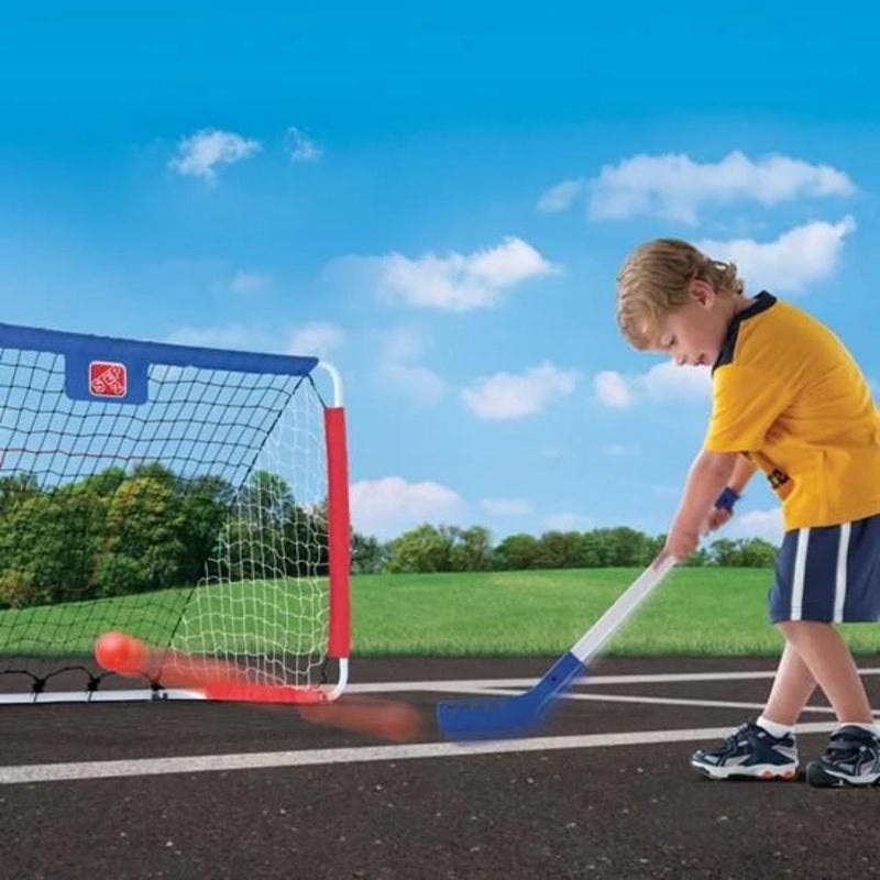 Step2 Kickback Soccer Goal and Pitch Back
