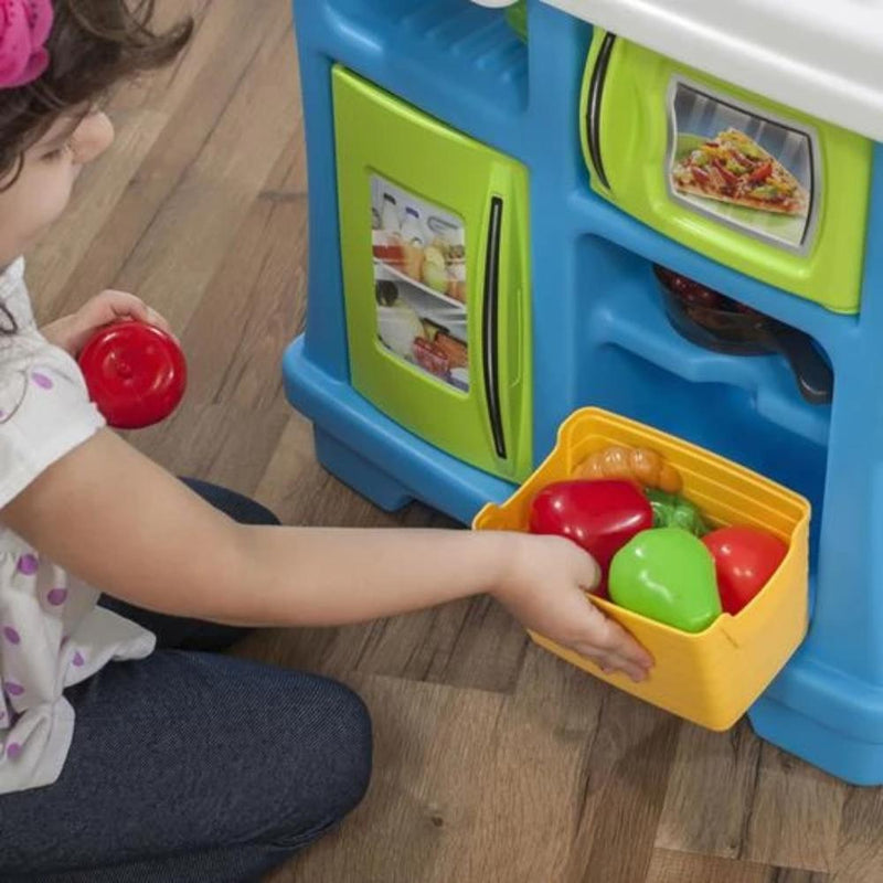 Step2 Little Cooks Kitchen